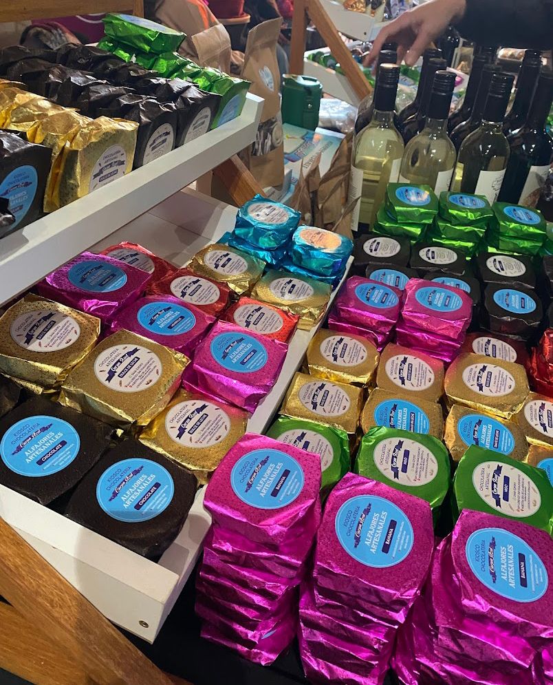 Carpa Azul | Kiosco - Chocolater&iacute;a